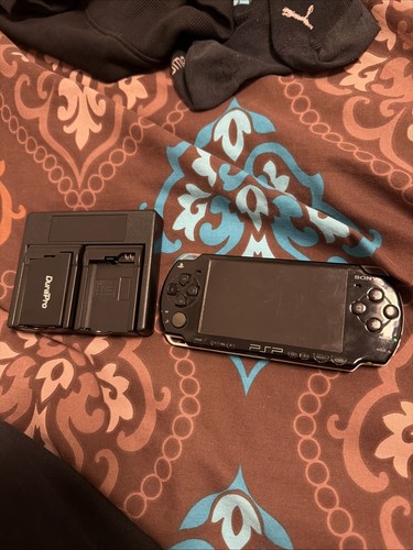 Verkaufe eine sony psp 3004 - sony, psp-3004