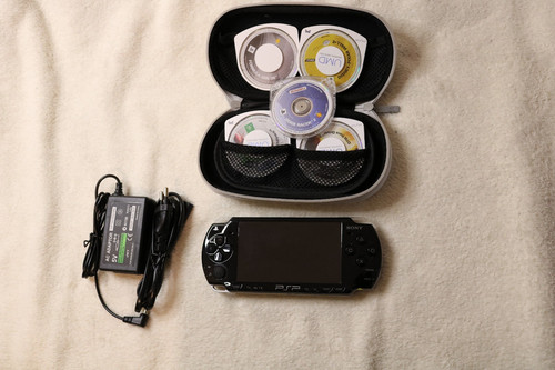 Sony psp 2004 schwarz - 2004, |